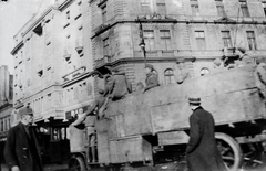 Hungary, Budapest VII., Rákóczi út - Baross tér sarok, háttérben balra az Imperial nagyszálló, jobbra a Központi Szálloda., 1919, Horváth Miklós dr, commercial vehicle, Budapest, Fortepan #129284