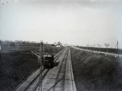 Hungary, Budapest XVI., a Gödöllői HÉV vonala Ilonatelep felől Kistarcsa felé nézve, jobbra a Szabadföldi út, a távolban a Kavicsbánya elágazás., 1930, Horváth Miklós dr, Budapest, Fortepan #129308