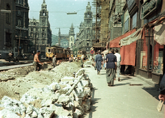 Magyarország, Budapest V., Kossuth Lajos utca a Ferenciek tere (Felszabadulás tér) felé nézve, jobbra a Városház utca sarok., 1955, Horváth Miklós dr, színes, építkezés, villamos, Budapest, Fortepan #129421