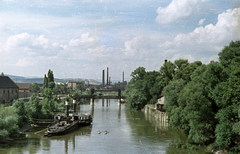 Magyarország, Óbuda, Budapest III., Óbudai Hajógyár az Árpád hídról nézve, szemben a Duna-ág felett a Hajógyári-szigetre vezető emelőhíd., 1963, Horváth Miklós dr, Budapest, Fortepan #129526