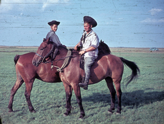 Magyarország, Hortobágy, csikósok., 1965, Hunyady József, kalap, lovas, lószerszám, csikós, Fortepan #129742