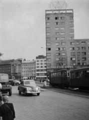 Szlovákia, Pozsony, námestie Slovenského národného povstania (egykor Vásár tér, ekkor Sztálin tér)., 1958, Ladinek Viktor, villamos, Christian Ludwig-terv, Emerich Spitzer-terv, Augustín Danielis-terv, Fortepan #129911