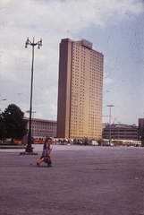 Poland, Warsaw, ulica Marszałkowska 94/98., Hotel Forum (később Novotel Warszawa Centrum)., 1975, Ladinek Viktor, colorful, Fortepan #129961