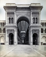 Olaszország, Milánó, Galleria Vittorio Emanuele II., 1900, Szalai Teréz, neoreneszánsz, átjáró, bevásárlóközpont, Giuseppe Mengoni-terv, Fortepan #130415