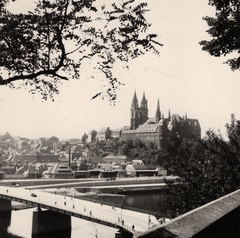 Németország, Meissen, Óvárosi híd (Altstadtbrücke) az Elba folyón, szemben a vár (Albrechtsburg) és a Dóm., 1936, Szilágyi Marianna, Fortepan #130438