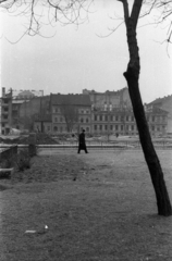 Hungary, Budapest VIII., Molnár Ferenc tér, a Práter utca és a Losonci utca közötti bontási terület felé nézve, háttérben a Losonci utca bontás alatt lévő házai., 1973, Vizsnyiczai Erzsébet, Budapest, Fortepan #130508