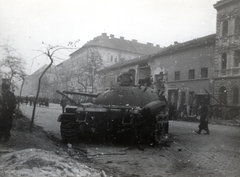 Magyarország, Budapest VIII.,Budapest IX., Üllői út a Berzenczey utcától a Vajdahunyad utca felé nézve., 1956, Marics Zoltán, forradalom, harckocsi, Budapest, Fortepan #131422