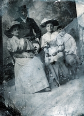 1900, Palotai Klára, hat, tableau, damaged photo, Fortepan #131793