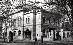 Magyarország, Városliget, Budapest XIV., Állatkerti körút, Gundel Étterem., 1955, Samodai József Zuglói Helytörténeti Műhely, Budapest, telefonfülke, étterem, Fortepan #131966