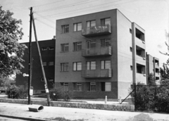 Magyarország, Budapest XIV., Fogarasi út 71. - Nagy Lajos király útja sarok., 1960, Samodai József Zuglói Helytörténeti Műhely, Budapest, modern építészet, sarokház, Fortepan #132009