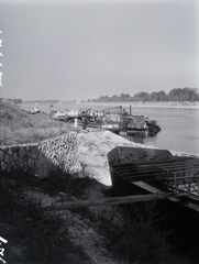 Magyarország, Budapest III., Árpád fejedelem útja 50., Asboth hajóépítő telep, az AT 50/2 légcsavaros hajó építés közben a sólyán. Leltári jelzet: MMKM TFGY 2017.5.102, 1946, Magyar Műszaki és Közlekedési Múzeum / Történeti Fényképek Gyűjteménye / Asboth Oszkár gyűjteménye, hajógyártás, Budapest, Fortepan #132171