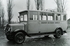 Magyarország, Budapest, A BHÉV MÁVAG M 16 típusú, Bp 17-260 forgalmi rendszámú, a visegrádi vonalra beszerzett autóbusza. Gyártás: MÁVAG Budapest, 1928. A felépítményt a Nay & Róna művek készítette. Leltári jelzet: 412, 1928, Magyar Műszaki és Közlekedési Múzeum / Archívum / Negatívtár / BHÉV gyűjteménye, MÁVAG-márka, Budapest, Fortepan #132438