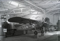 Hungary, Budapest XIV., »Árumintavásár, Hertelendy Antal, Fairchild amerikai sportrepülőgépe.« Leltári jelzet: 1333, 1935, Magyar Műszaki és Közlekedési Múzeum / Archívum / Negatívtár / Magyar Nemzeti Múzeum Történeti Képcsarnok gyűjteménye, airplane, Fairchild-brand, Budapest, Fortepan #132644