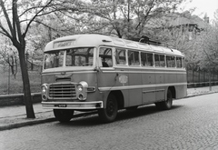 »Ikarus - Mávaut busz G.A. 52-69 rendszámmal.« Leltári jelzet: 1396, 1957, Magyar Műszaki és Közlekedési Múzeum / Archívum / Negatívtár, MÁVAUT-organisation, Fortepan #132687