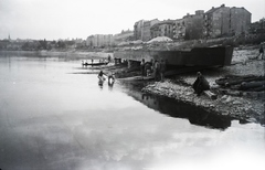 Magyarország, Budapest III., Árpád fejedelem útja 50., Asboth hajóépítő telep, az AT 50/2 légcsavaros hajó vízre bocsátása 1947. szeptember 21-én. Leltári jelzet: 977, 1947, Magyar Műszaki és Közlekedési Múzeum / Történeti Fényképek Gyűjteménye / Asboth Oszkár gyűjteménye, Budapest, hajóépítés, Fortepan #132839