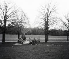 Magyarország, »Felvétel a Hungaria léggömb magyarországi útjáról.« Leltári jelzet: 29144, 1928, Magyar Műszaki és Közlekedési Múzeum / Archívum / Negatívtár / Kolbányi Géza gyűjteménye, Fortepan #132859