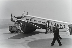 Magyarország, Budaörsi repülőtér, Budapest XI., az Air France Wibault 283 T12 típusú, 10 üléses, 3x420 LE-s Jupiter motorral készült utasszállító repülőgépe. Leltári jelzet: 29161, 1937, Magyar Műszaki és Közlekedési Múzeum / Archívum / Negatívtár / Kolbányi Géza gyűjteménye, Air France légitársaság, Budapest, lajstromjel, Fortepan #132875