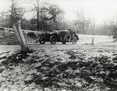 »Dukla-pass, Karpaten, 3. Armee (Borovics).« Leltári jelzet: MMKM_TEMGY_78_42, 1915, Magyar Műszaki és Közlekedési Múzeum / Témagyűjtemény / Vértes Vilmos István gyűjteménye, automobile, Fortepan #133340