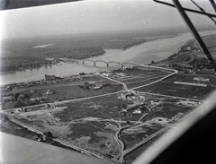 Magyarország, Baja, légifotó egy Focker repülőgépről, középen a Türr István híd a Dunán., 1936, Varga Csaba dr., híd, légi felvétel, látkép, Fokker C.V, Fortepan #133468