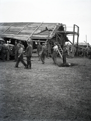 Ukrajna, Krivij Rih, (ekkor Krivoj Rog), a közelfelderítő repülőszázad repülőtere bombatámadás után., 1941, Varga Csaba dr., keleti front, Fortepan #133478