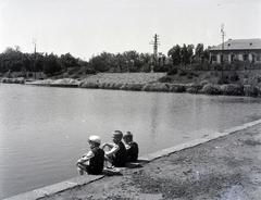 Magyarország, Pécs, Balokány-tó., 1947, Varga Csaba dr., kisfiú, Fortepan #133533