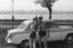 Hungary,Lake Balaton, Tihany, Gödrös, Lepke sor., 1965, Chuckyeager tumblr, beach, bathing suit, aerial, double portrait, Moskvitch-brand, Fortepan #133804