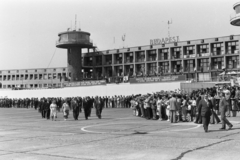 Magyarország, Ferihegyi (ma Liszt Ferenc) repülőtér, Budapest XVIII., a szovjet párt- és kormányküldöttség ünnepélyes fogadása 1979. május 30-án., 1979, Chuckyeager tumblr, repülőtér, Budapest, Fortepan #133884