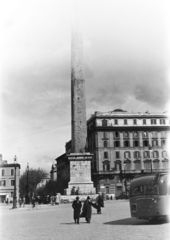 Italy, Rome, Piazza di San Giovanni in Laterano, a Lateráni obeliszk, háttérben a Via Merulana torkolata., 1957, Chuckyeager tumblr, monument, Fortepan #134111