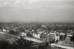 Magyarország, Gellérthegy, Budapest I., kilátás az Erzsébet híd és a Bazilika felé., 1939, Chuckyeager tumblr, folyó, emlékmű, Duna, Budapest, Duna-híd, Fortepan #134162