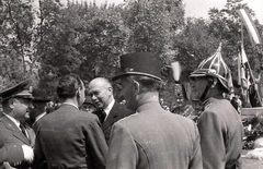 Magyarország, Budapest VIII., II. János Pál pápa (Tisza Kálmán) tér, a felvétel a Nemzeti munka szobra felavatása alkalmával készült., 1943, Fortepan/Album021, Budapest, Fortepan #134819