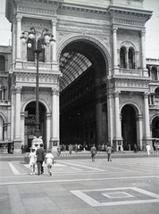 Olaszország, Milánó, Galleria Vittorio Emanuele II., 1937, Ladinek Viktor, neoreneszánsz, átjáró, bevásárlóközpont, Giuseppe Mengoni-terv, Fortepan #134854