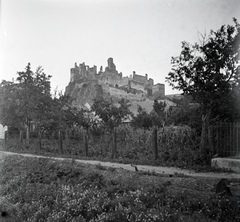 Szlovákia, Beckó, a vár romjai., 1949, Lőrinczi Ákos, várrom, Fortepan #135000