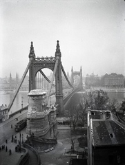 Magyarország, Budapest V.,Budapest I., Erzsébet híd a Gellérthegyről nézve., 1935, Lőrinczi Ákos, híd, folyó, Duna, Budapest, függőhíd, Duna-híd, Kherndl Antal-terv, Czekelius Aurél-terv, Fortepan #135110