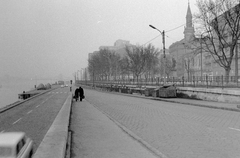 Magyarország, Budapest V., Belgrád rakpart a Petőfi szobornál, az Erzsébet híd felől nézve., 1972, Fortepan, templom, forgalom, utcakép, életkép, kockakő, Budapest, Fortepan #1360