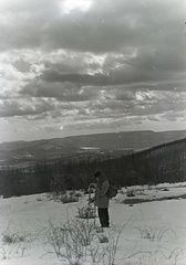 Hungary, Börzsöny, kilátás Kóspallag környékéről a Dunakanyar felé, a kép közepén a Duna látszik., 1935, Révay Péter, excursion, winter, snow, clouds, Fortepan #136262