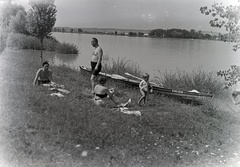 Magyarország, Szigetszentmiklós,Budapest XXII., Duna-part Lakihegyi-öbölnél, a túlparton Nagytétény., 1934, Révay Péter, csónak, Budapest, Duna-part, Fortepan #136314