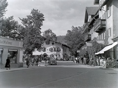 Németország, Oberammergau, Dorfstrasse, szemben a Hotel Alte Post., 1936, Révay Péter, Fortepan #136412