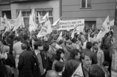 Magyarország, Budapest V., Petőfi tér, március 15-i megemlékezés résztvevői., 1990, Vészi Ágnes, Budapest, Fortepan #136598