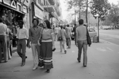 Franciaország, Párizs, Boulevard Saint-Michel a Place de la Sorbonne felől a Luxembourg-kert felé nézve., 1975, Vészi Ágnes, utcakép, Fortepan #136756