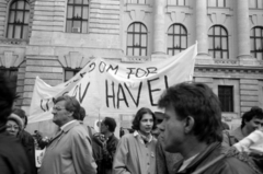 Hungary, Budapest V., Kossuth Lajos tér, háttérben az Igazságügyi Palota (ekkor Néprajzi Múzeum és az MSZMP Párttörténeti Intézete). A március 15-i megemlékezés és békés tüntetés résztvevői., 1989, Vészi Ágnes, strike, Budapest, regime change, Fortepan #136984