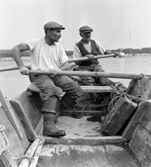 Hungary, Paks, halászok a Dunán., 1959, Szalay Zoltán, fishing, Fortepan #137129