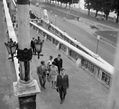 Magyarország, Budapest I., Várkert Bazár, Budai Ifjúsági Park, jobbra a Várkert (Groza Péter) rakpart., 1963, Szalay Zoltán, Budapest, Fortepan #137196