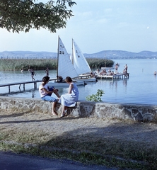 Magyarország,Balaton, Tihany, Lepke sor, Füredi öböl., 1961, Szalay Zoltán, vitorláshajó, színes, tó, Fortepan #137473