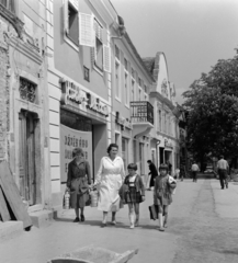 Magyarország, Kőszeg, Fő (Köztársaság) tér., 1963, Szalay Zoltán, Fortepan #137575