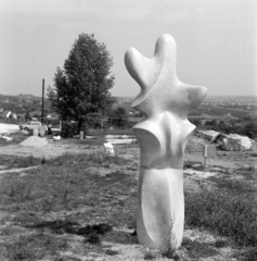 Hungary, Nagyharsány, szoborpark a kőfejtőben. Orosz János festőművész, szobrász műve az Emlék., 1973, Szalay Zoltán, Villány artists' colony, Fortepan #138123