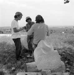 Hungary, Nagyharsány, szoborpark a kőfejtőben., 1973, Szalay Zoltán, sculptor, Villány artists' colony, Fortepan #138127