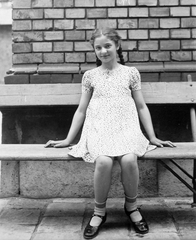 1941, Fortepan, portrait, street furniture, girl, Fortepan #13830