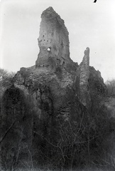 Magyarország, Várpalota, Vár-völgy, Bátorkő / Pusztapalota várának romjai., 1936, Szekrényesy Réka, rom, Fortepan #139480