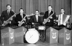 Hungary, Dombóvár, Hemerle János (jobbról a második) és zenekara., 1958, Erky-Nagy Tibor, band, accordion, drum, saxophone, cymbal, Fortepan #13965