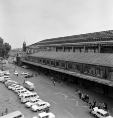 Magyarország, Budapest VI., a Nyugati pályaudvar érkezési oldala a Westend-házból nézve., 1976, UVATERV, Budapest, Fortepan #139939